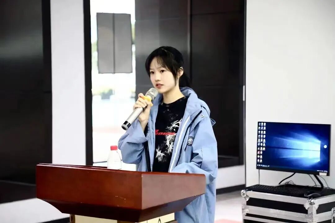 上实剑桥学子风采 | 许可馨：努...