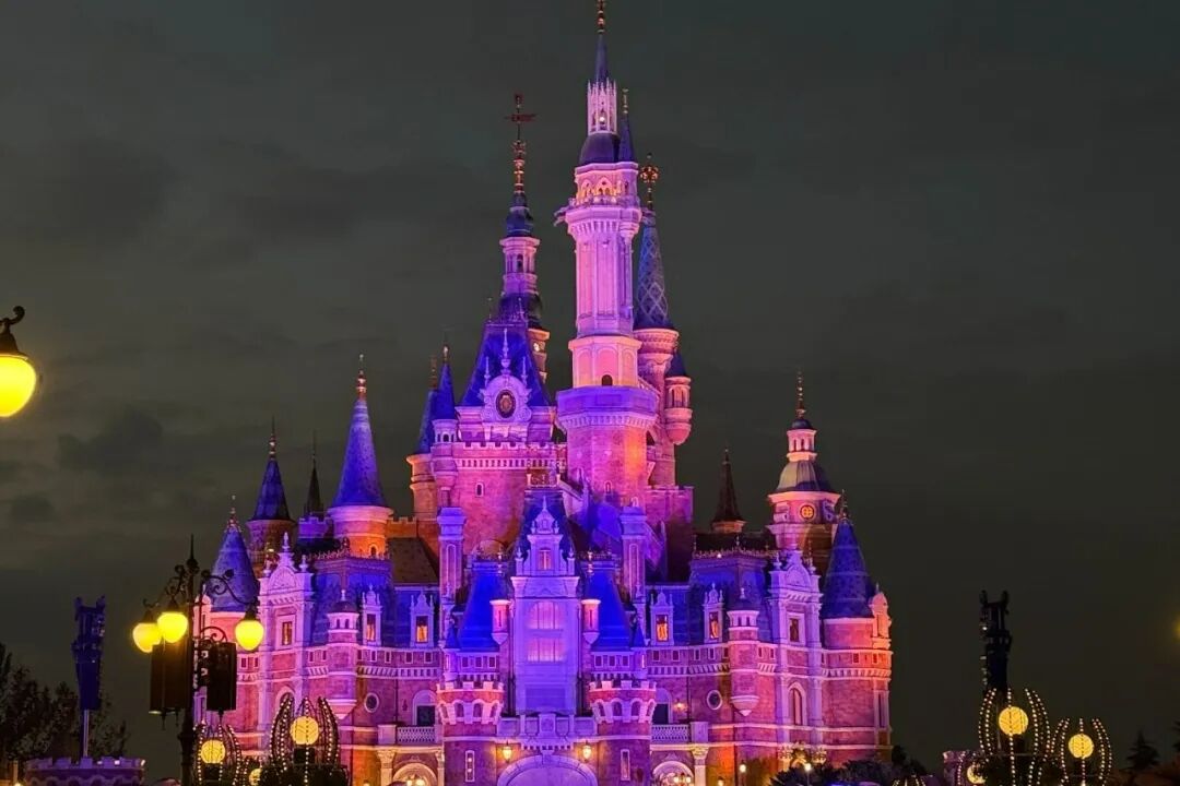 上实剑桥动态｜秋游迪士尼：奇...