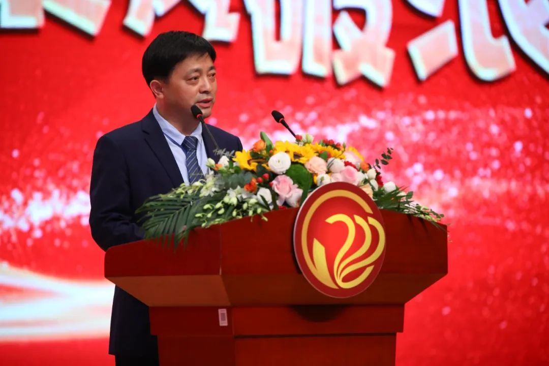 上实剑桥动态 | 袁光明校长在2...